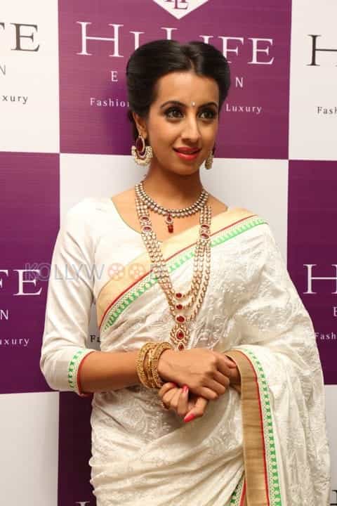 Sanjjanaa Galrani At Hi Life Expo Photos 12