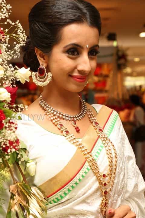 Sanjjanaa Galrani At Hi Life Expo Photos 18