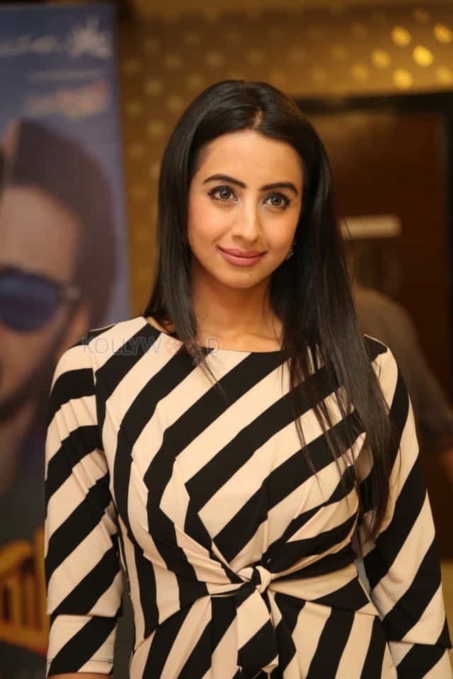 Sanjjanaa Galrani At I Love You Movie Teaser Launch Photos 03