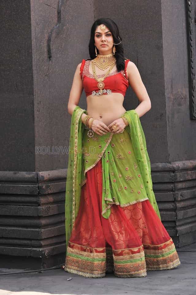 Suvarna Sundari Actress Sakshi Chowdary Photos 05