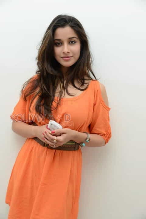 Telugu Actress Madhurima Photoshoot Pictures 01