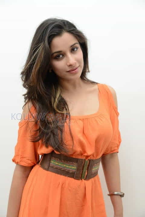 Telugu Actress Madhurima Photoshoot Pictures 06