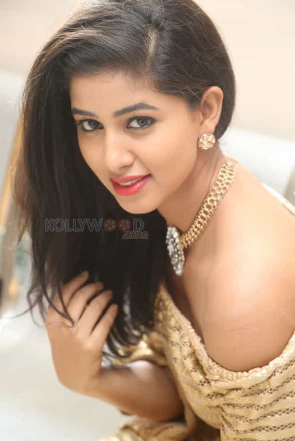 Telugu Actress Pavani New Photoshoot Stills 25