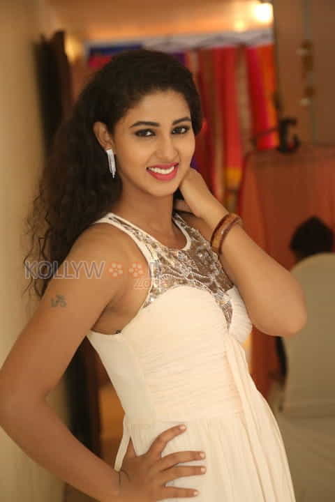 Telugu Actress Pavani New Stills 02