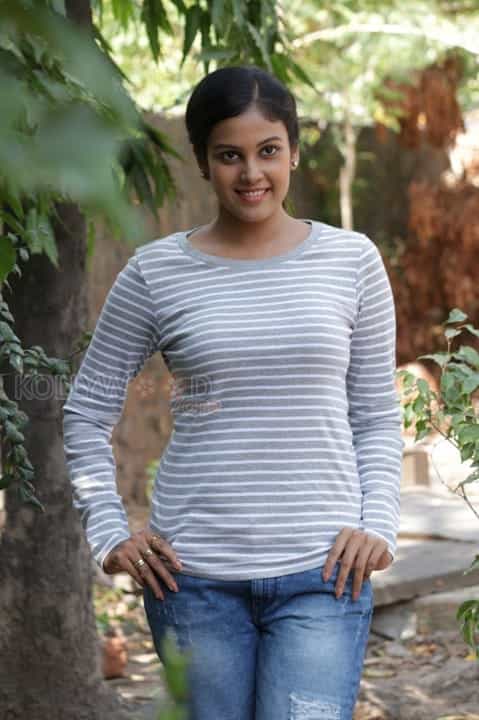 Tamil Actress Chandini Photos 08