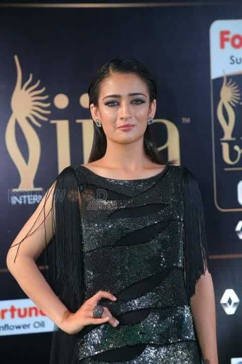 Actress Akshara Haasan At Iifa Utsavam 2017 Photos 03