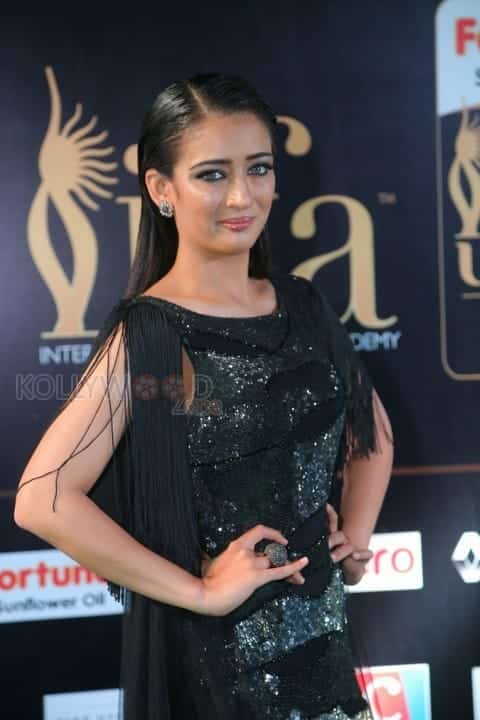 Actress Akshara Haasan At Iifa Utsavam 2017 Photos 11