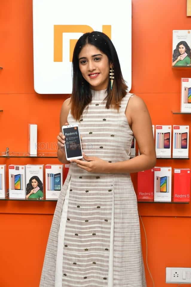 Actress Chandini Chowdary At Redmi 6 Mobile Offline Launch Photos 01