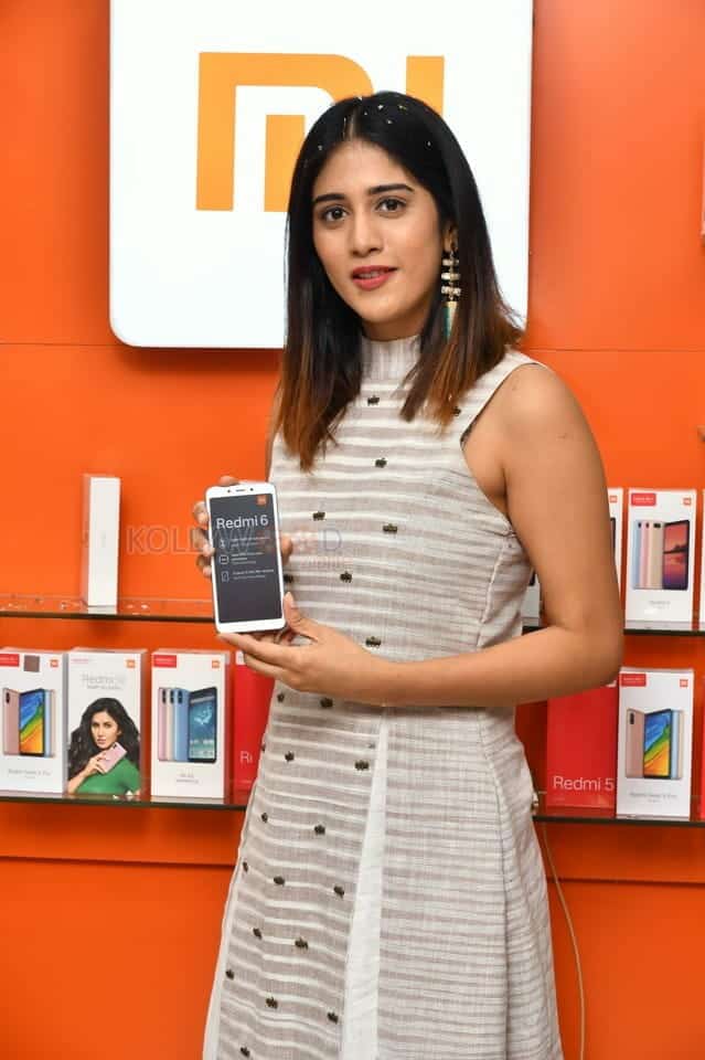 Actress Chandini Chowdary At Redmi 6 Mobile Offline Launch Photos 02