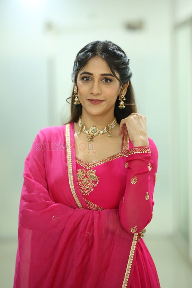 Actress Chandini Chowdary at Yevam Trailer Launch Event Photos 18