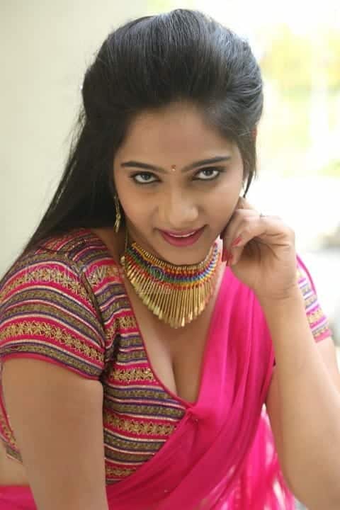 Actress Mithraw Hot New Stills 44