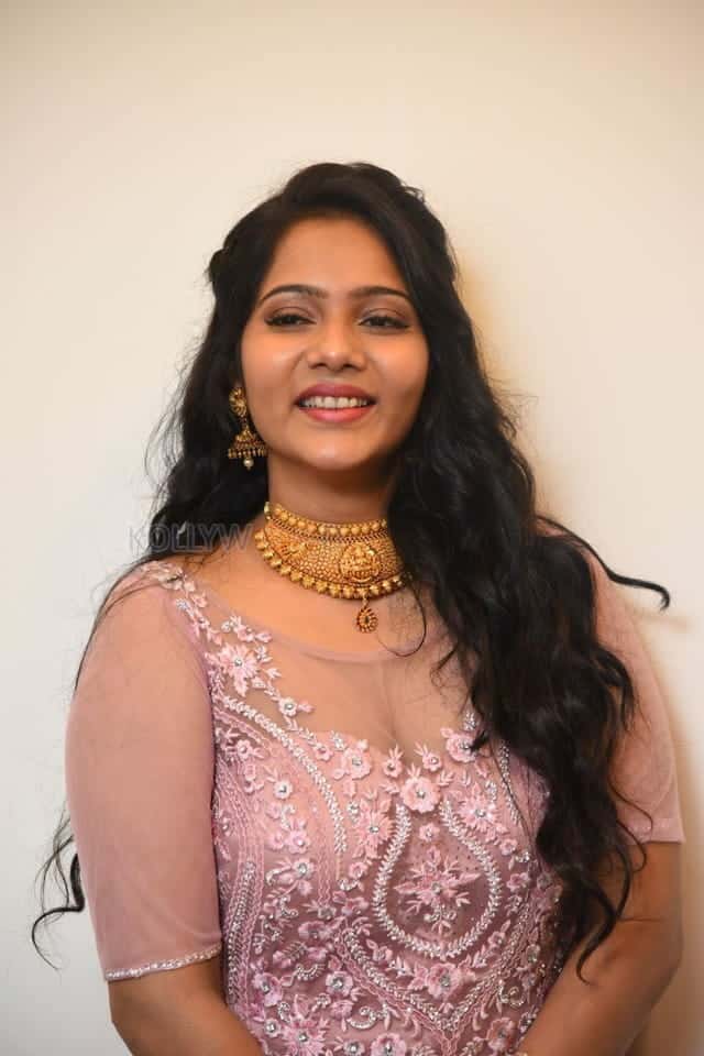 Actress Mitraaw Sharma At Boys Movie Opening Photos 20