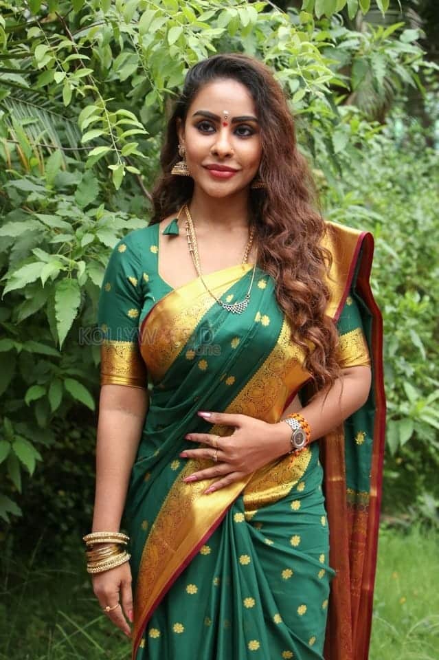 Actress Sri Reddy Press Meet Photos 02