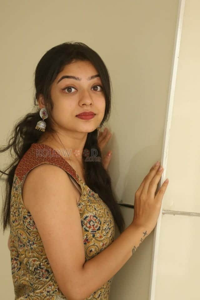 Actress Varsha Bollamma Press Meet Photos 17