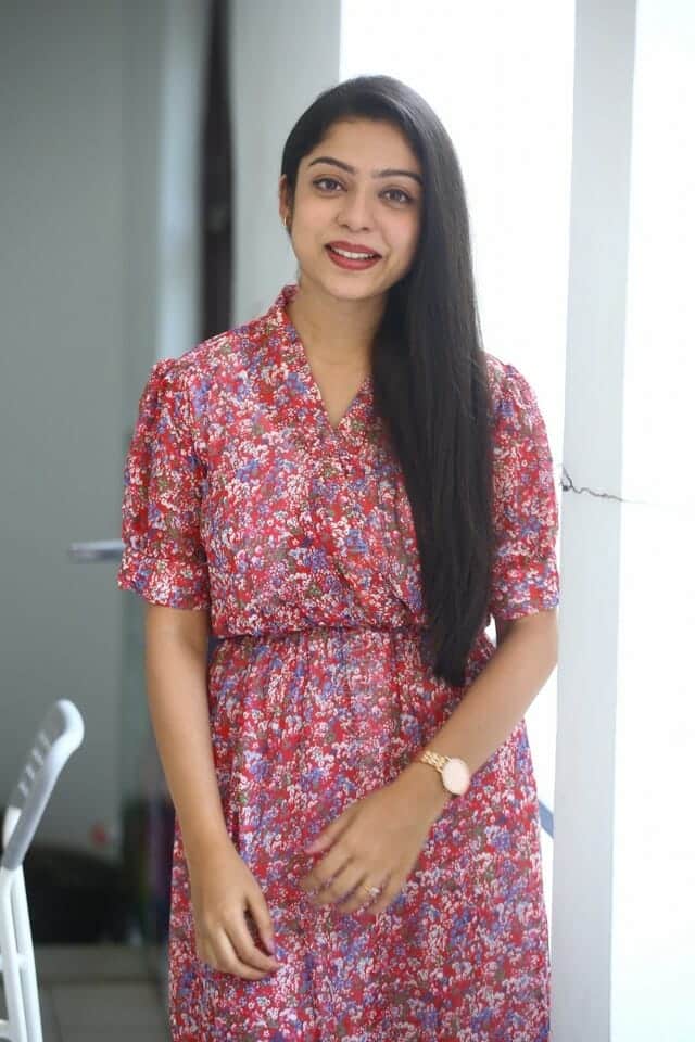 Actress Varsha Bollamma at Stand Up Rahul Movie Interview Photos 02