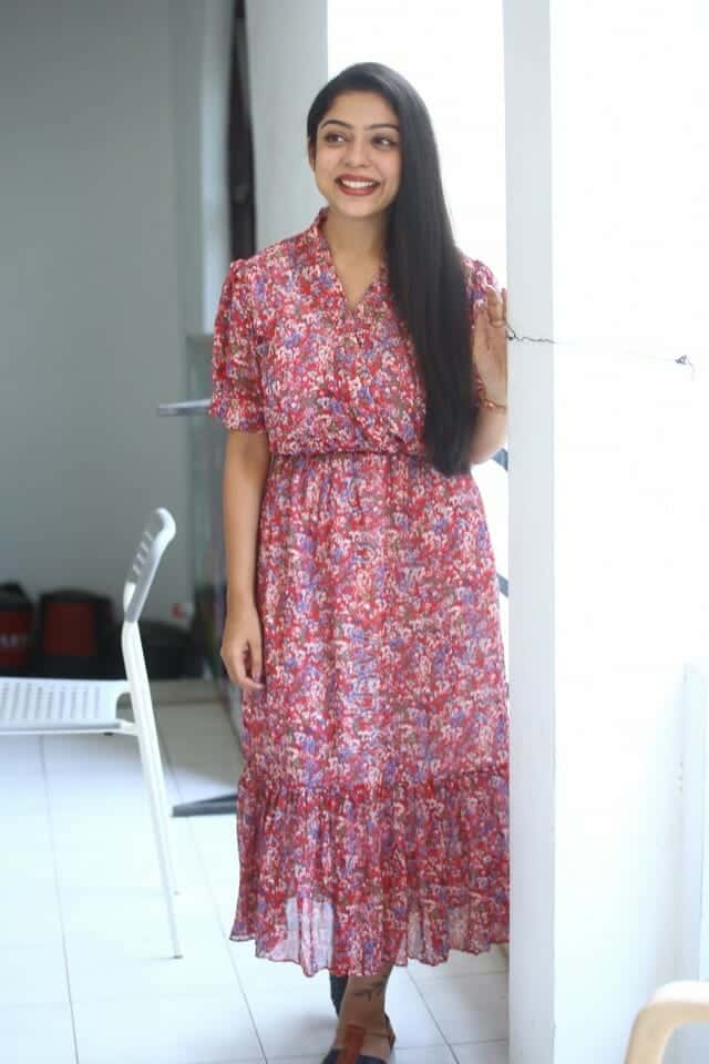 Actress Varsha Bollamma at Stand Up Rahul Movie Interview Photos 21