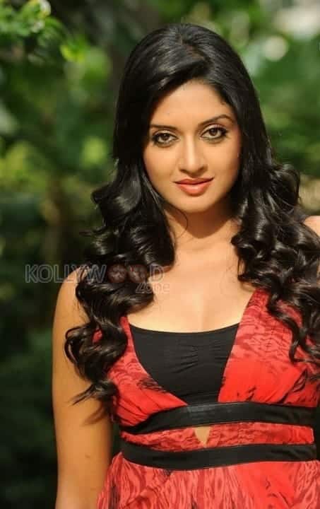 Actress Vimala Raman Photoshoot Pictures 27