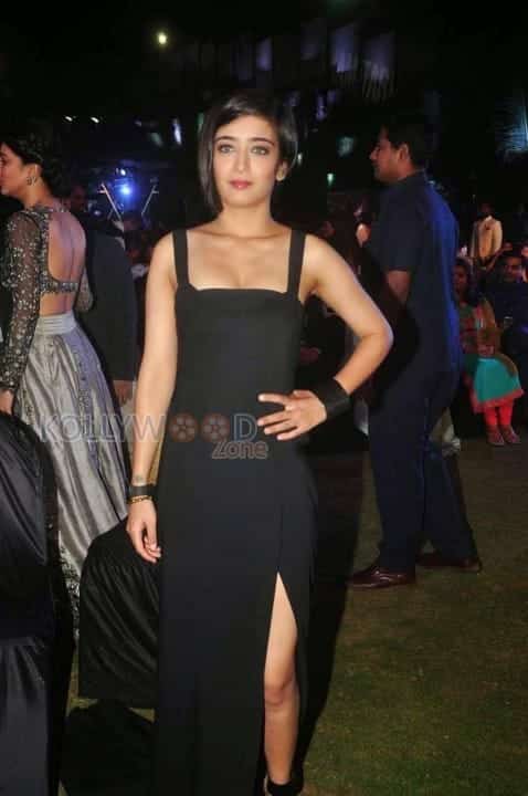 Akshara Hassan At Shamitabh Event Pictures 03