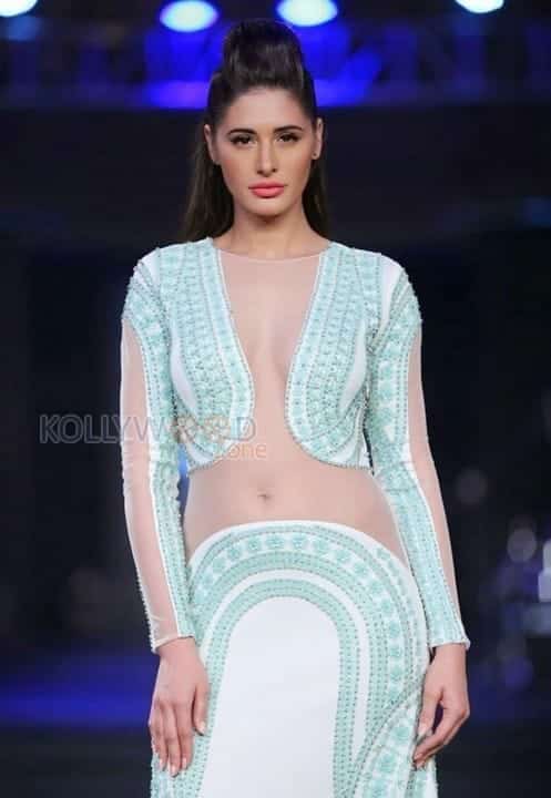 Bollywood Actress Nargis Fakhri Semi Nude Pictures 03