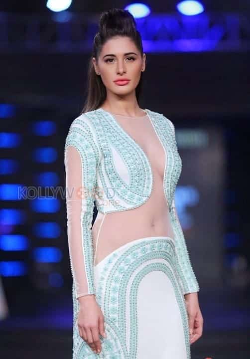 Bollywood Actress Nargis Fakhri Semi Nude Pictures 06