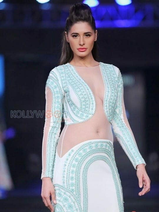 Bollywood Actress Nargis Fakhri Semi Nude Pictures 08