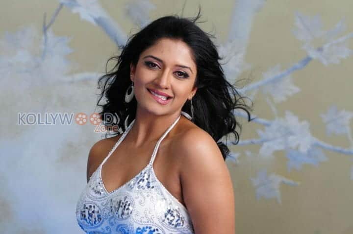 Malayalam Actress Vimala Raman Sexy Photos 08