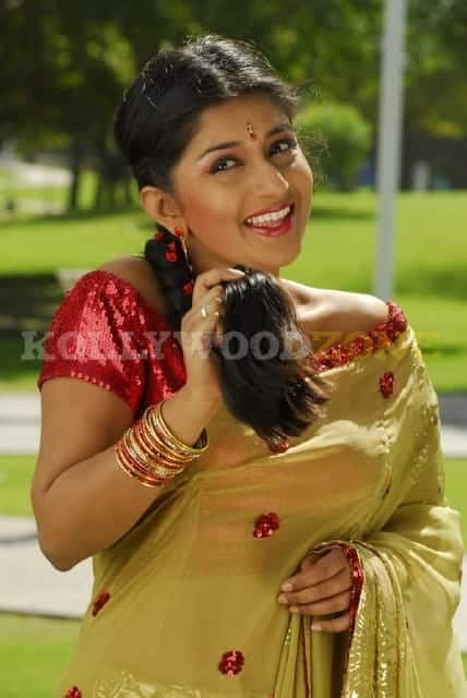 Meera Jasmine Stills 07