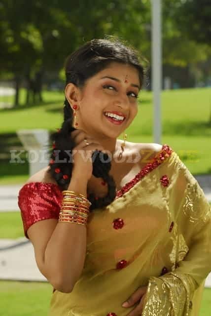 Meera Jasmine Stills 09