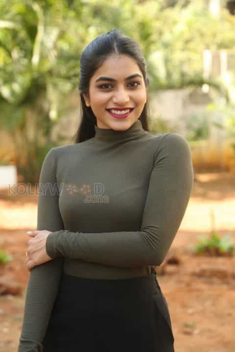 Punarnavi Bhupalam Interview Photos 11