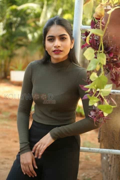 Punarnavi Bhupalam Interview Photos 20