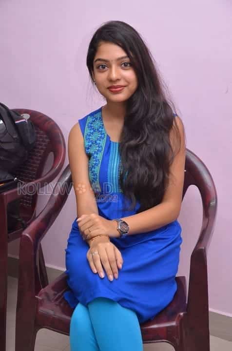 Sathuran Movie Heroine Actress Varsha Stills 09