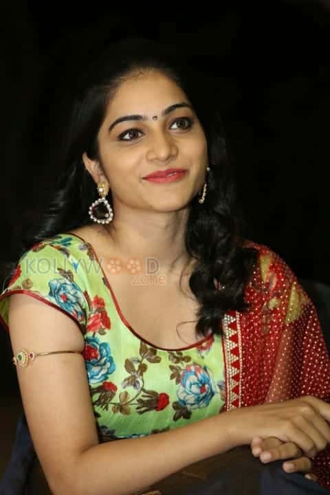 Telugu Actress Punarnavi Bhupalam Photos 03