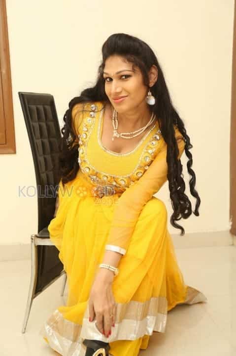 Telugu Actress Sirisha Hot Photos 03