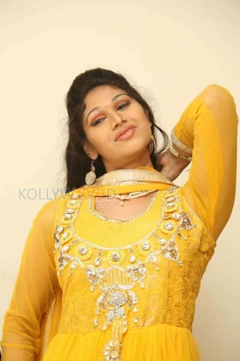 Telugu Actress Sirisha Hot Photos 15