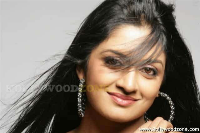 Vimala Raman Sexy Pictures 09