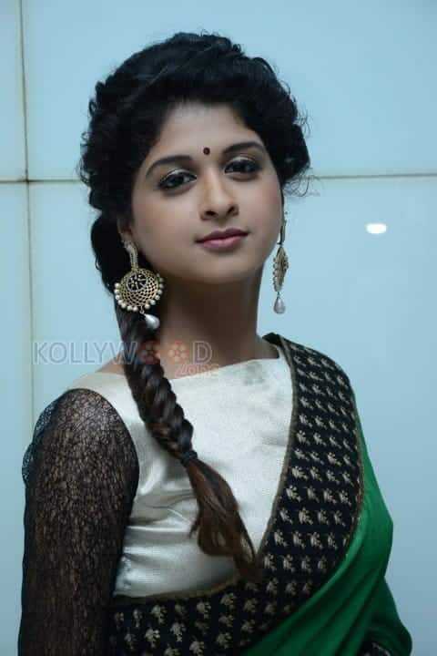 Actress Mrudhula Basker At Thilagar Audio Launch Event Photos 02