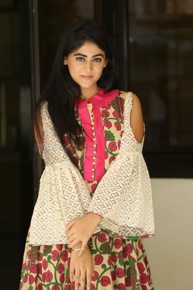 Actress Palak Lalwani Interview Photos 54