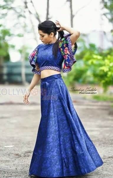 Actress Rashmi Gautam Instagram Photos 11