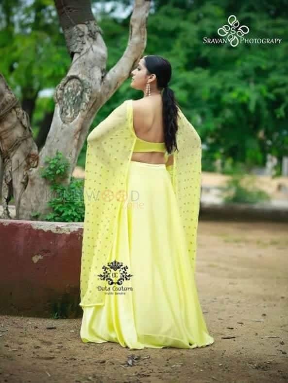 Actress Rashmi Gautam Instagram Photos 20