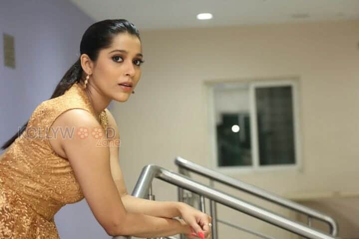 Actress Rashmi Gautam Latest Photoshoot Stills 27