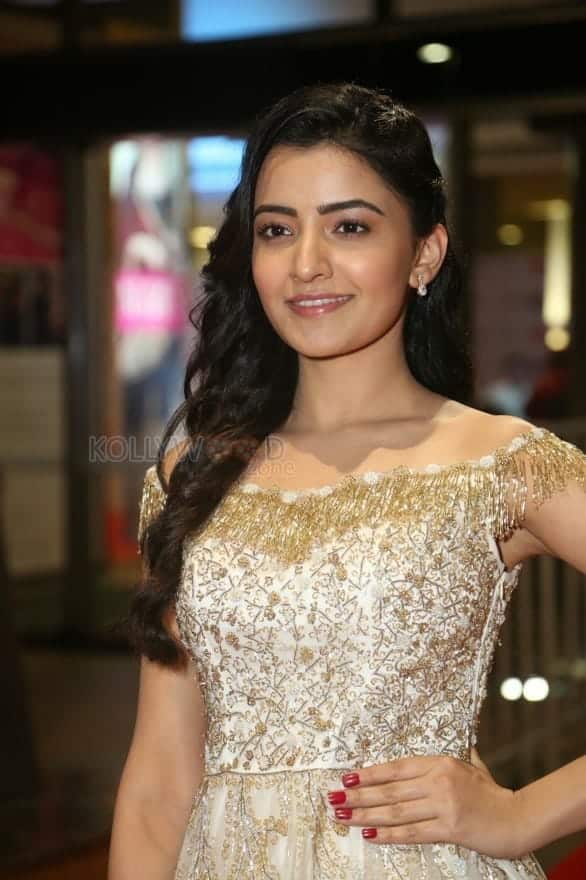 Beautiful Rukshar Mir Photos 18