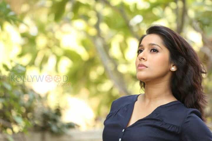 Rashmi Gautam Sexy Stills 24