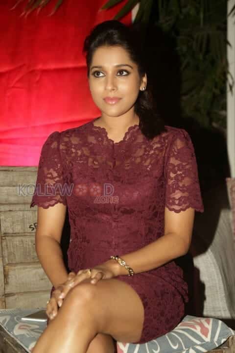 Sexy Actress Rashmi Gautam Photos 06