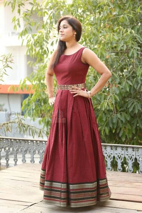 Telugu Actress Rashmi Gautam New Pictures 02