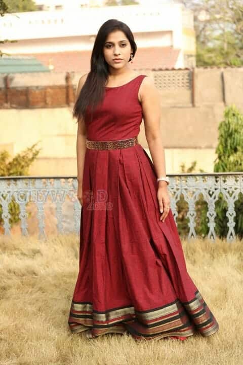 Telugu Actress Rashmi Gautam New Pictures 17