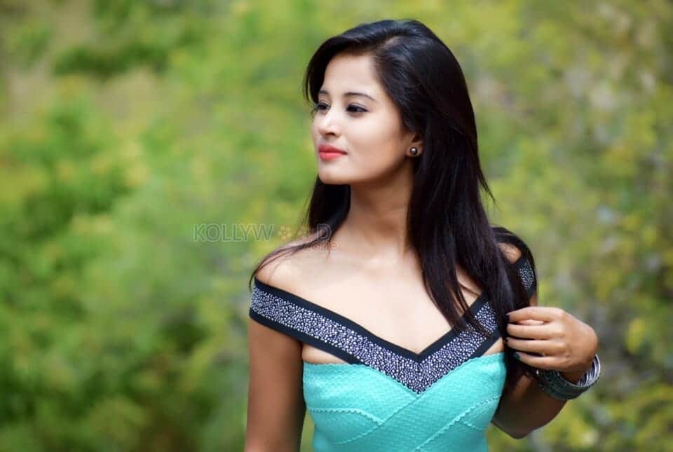 Actress Model Anusha Rai New Photoshoot Photos 04