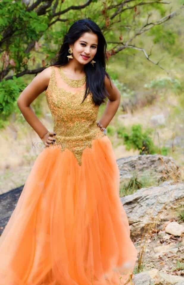 Actress Model Anusha Rai New Photoshoot Photos 14