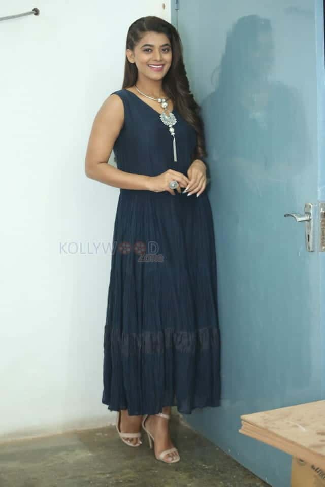 Actress Yamini Bhaskar At Atnartanasala Teaser Launch Photos 29