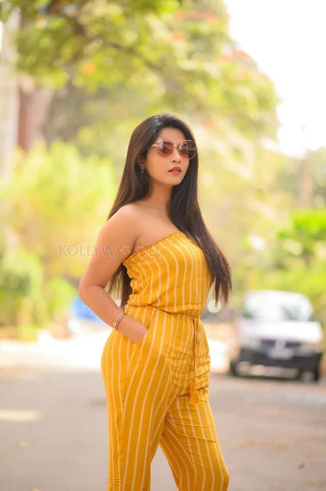 Sandalwood Heroine Viranika Shetty Photoshoot Stills 23