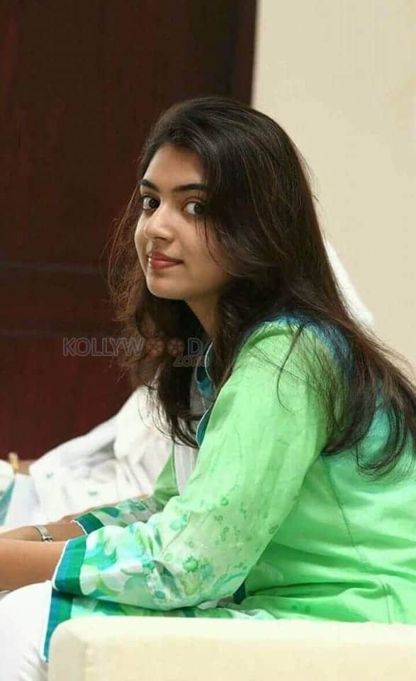 Actress Nazriya Nazim Candid Pictures 14